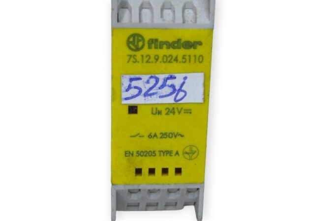 finder-7S.12.9.024.5110-safety-relay-(used)-2