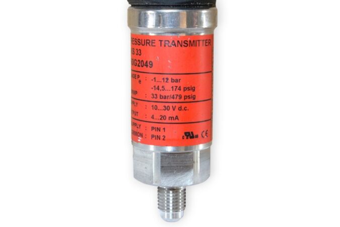 danfoss-aks-33-060g2049-pressure-transmitter-used-4