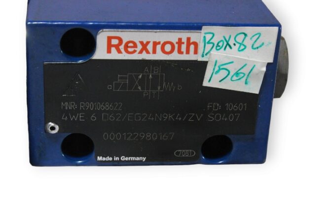 Rexroth-R901068622-directional-spool-valve-(new)-2