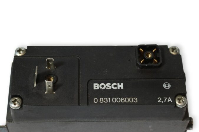 bosch-0-811-404-034-servo-solenoid-valve-2