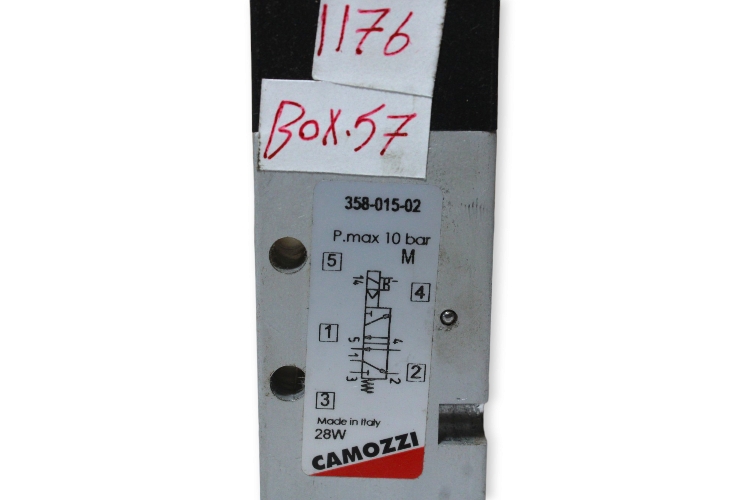 camozzi-358-011-02-double-solenoid-valve-used-3