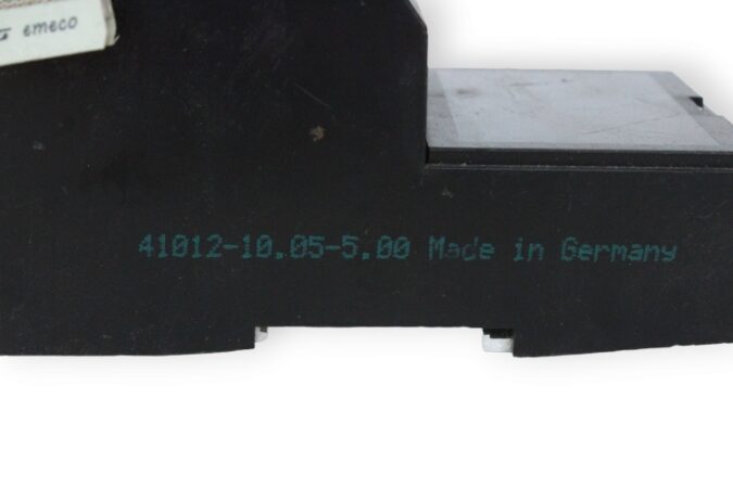 murr-DO8_0,5A-digital-output-module-(used)-2.jpg