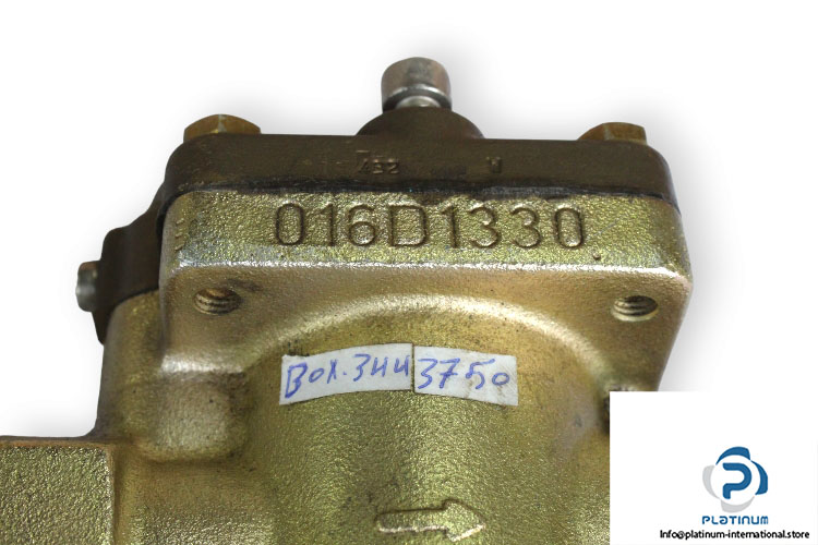 016D1330-in-control-valve-used-2
