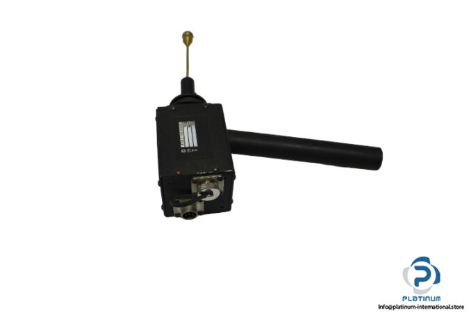 052311810583-level-sensor-2