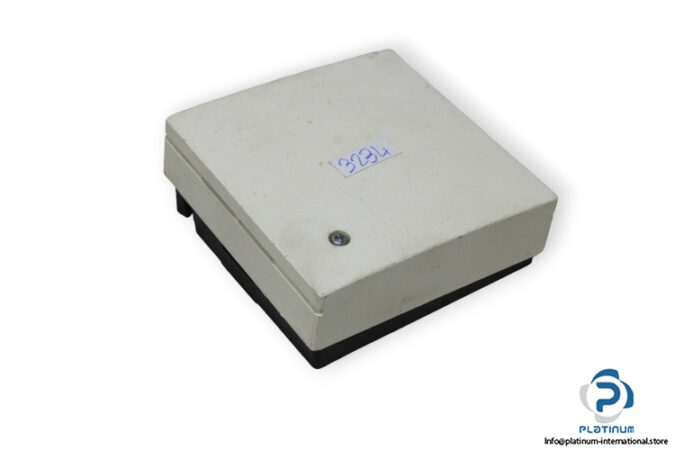 111-1709-80-room-temperature-controller-(used)