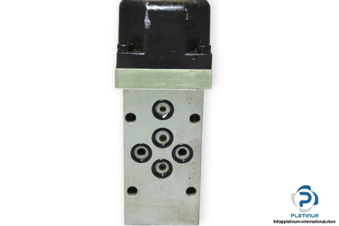 2B-2509-servo-valve-(used)-1