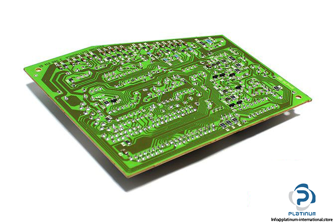 452400101-circuit-board-1