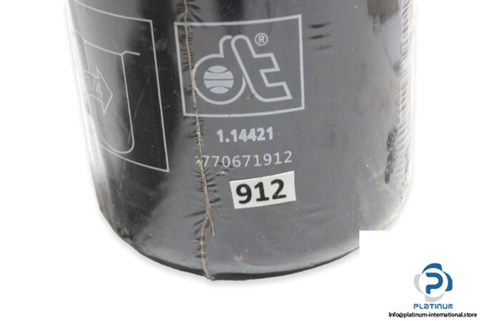 912-dt-770671912-oil-filter-2