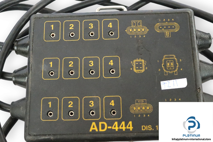 AD-444-tester-diagnostic-adapter-used-2