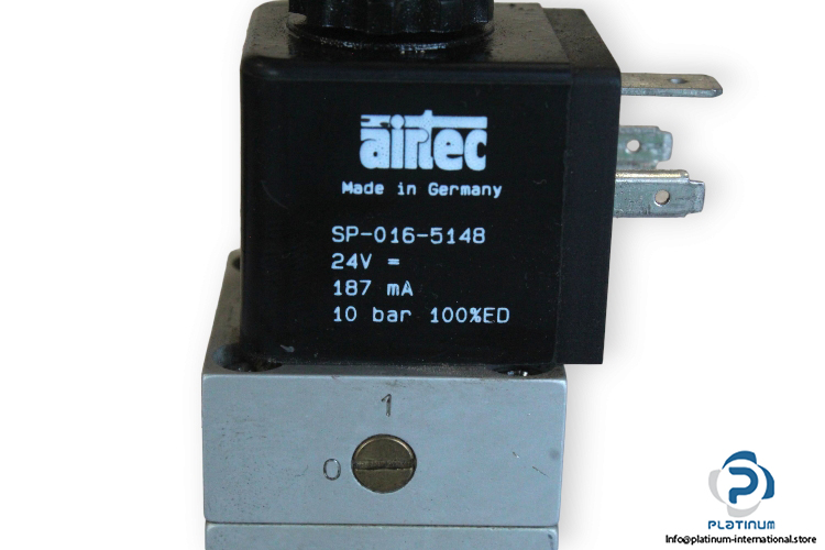 Airtec-MC-07-530-HN-double-solenoid-valve-(used)-1