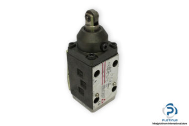 Atos-DH-0231_2-40-solenoid-directional-valve-direct-operated-(used)