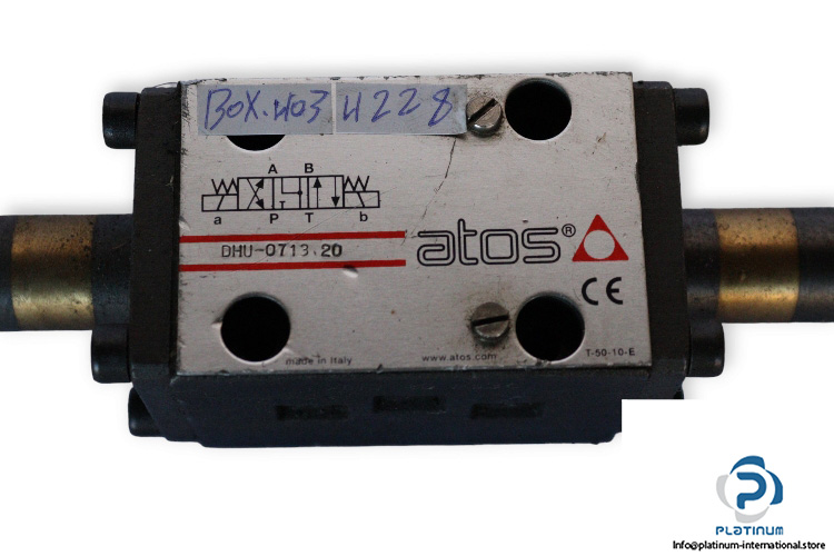 Atos-DHU-0713-20-solenoid-operated-directional-valve-witout-coil-(used)-1