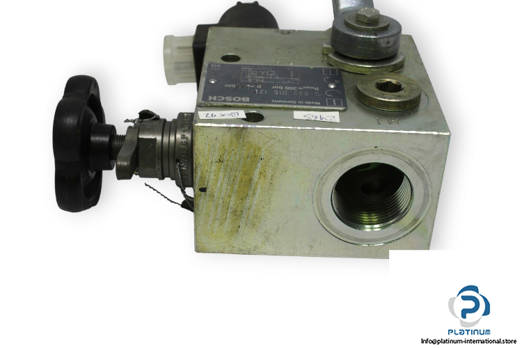 Bosch-0-532-015-128-pressure-relief-valve-(used)-1