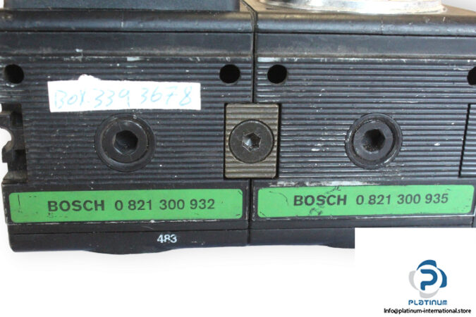 Bosch-0-821-300-932-pressure-regulator-(used)-3