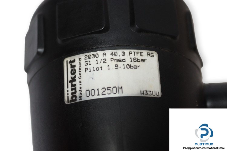Burkert-2000-A-40.0-PTFE-RG-G1-1_2-angle-seat-valve-(new)-1