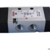 Camozzi-358-033-pneumatic-valve-(new)-(carton)-1