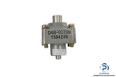 D4B-0070N-limit-switch-head-(new)-1