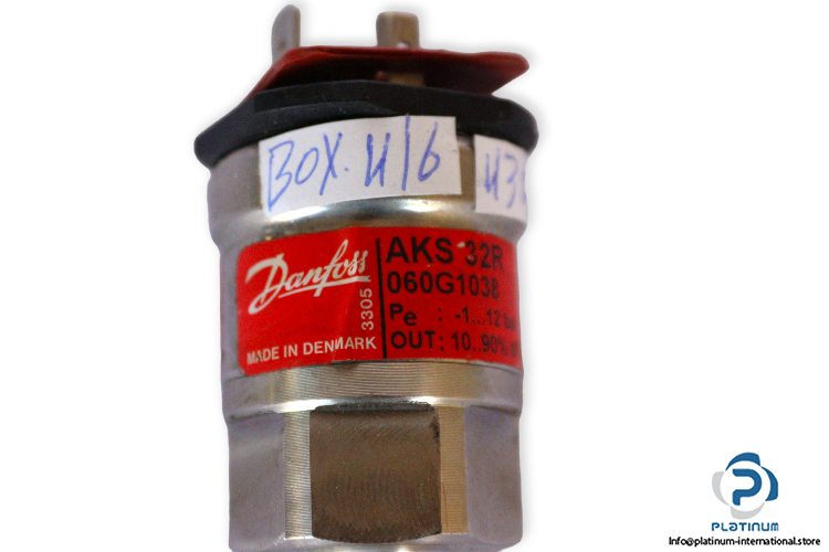 Danfoss-AKS32R-060G1038-pressure-transmitter-(used)-1