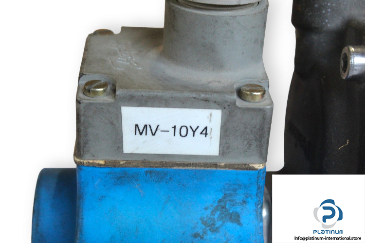 Danfoss-EV220B-25-solenoid-valve-(used)-1