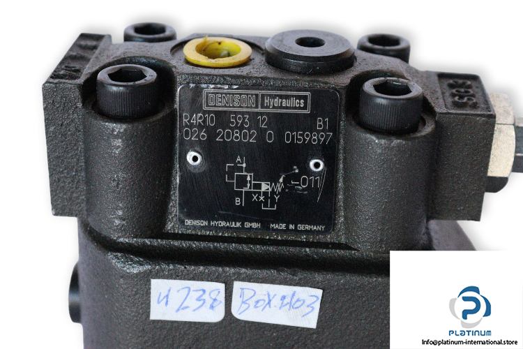 Denison-R4R10-593-12-B1-pressure-reducing-valve-(used)-1