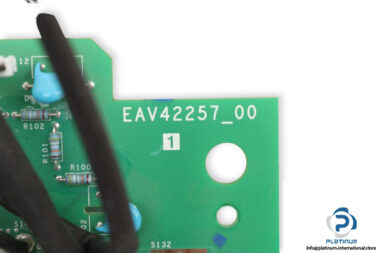 EAV42257_00-circuit-board-(used)