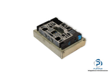 Festo-161360-air-solenoid-valve-(new)-(carton)