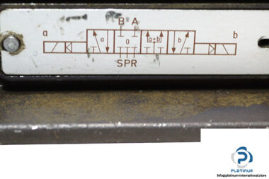 Herion-25-509-03-solenoid-valve-without-coil-(used)-1