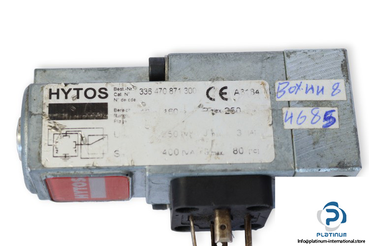 Hytos-336-470-871-300-pressure-switch-(used)-1