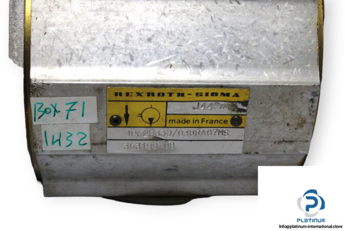 Mannesmann-rexroth-1PF2G330_038RA07MS-gear-pump-(used)-1