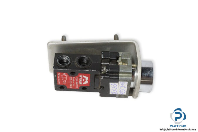 Mecman-550-153-push-button-valve-(used)-1