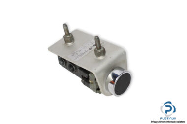 Mecman-550-153-push-button-valve-(used)