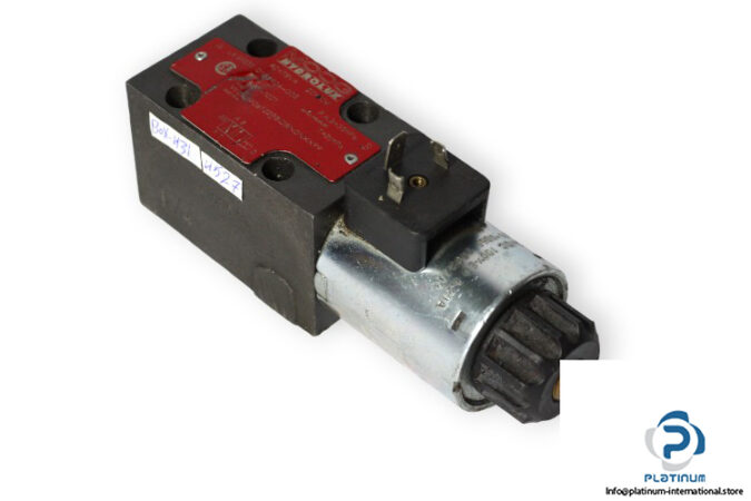 Moog-WE42P06F22PBOBN0NXX99-directional-control-valve-(used)