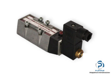 Norgren-SXE-9573-A71-00B-152-solenoid-valve-(used)