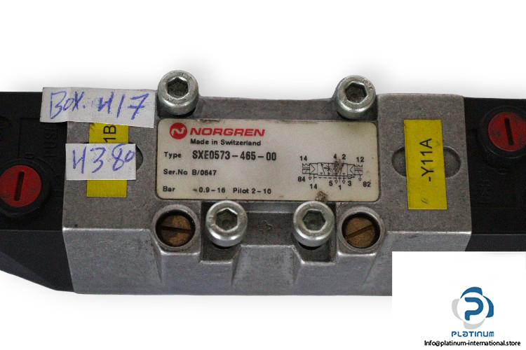 Norgren-SXE0573-465-00-double-solenoid-valve-(used)-1