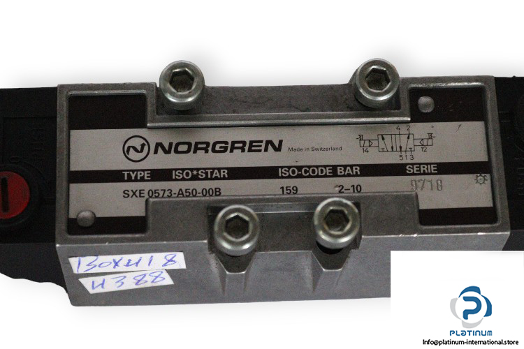 Norgren-SXE0573-A50-00B-159-double-solenoid-valve-(used)-1