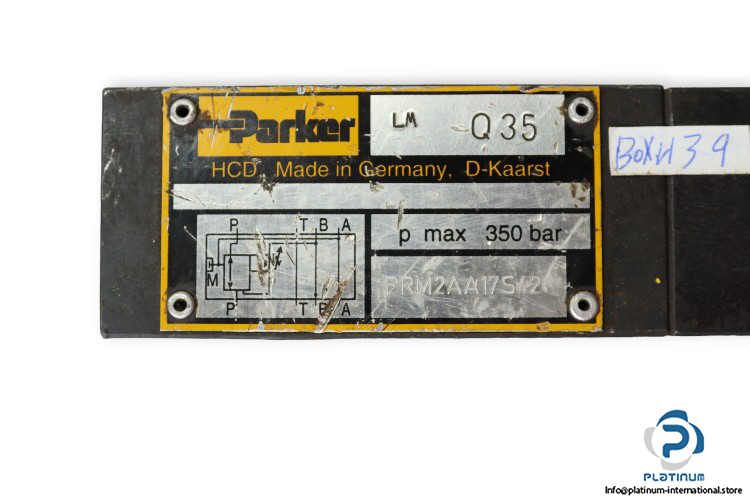 Parker-PRM2AA17S42-pressure-reducing-valve-(used)-1