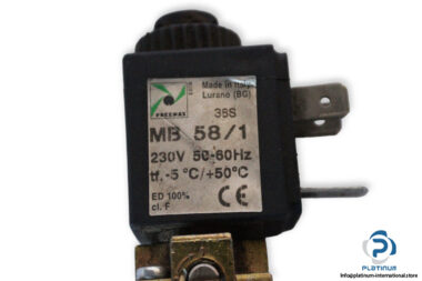 Pneumax-468_1.52.0.1.M2-single-solenoid-valve-with-coil-(used)-1
