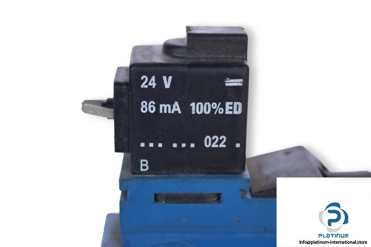 Rexroth-579-006-979-0-single-solenoid-valve-(used)-1