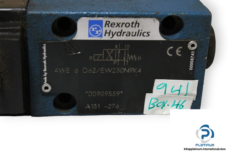 Rexroth-R900909559-directional- Spool-valve-used-2
