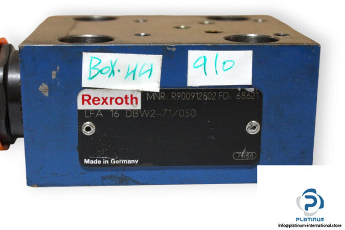 Rexroth-R900912802-pressure-control-valve-(used)-2