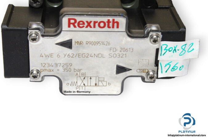 Rexroth-R900951426-solenoid-operated-directional-valve-(new)-2