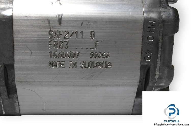 SNP2_11D-CO41...1F+SNP2_11D-FR03...F-gear-pump-(used)-1