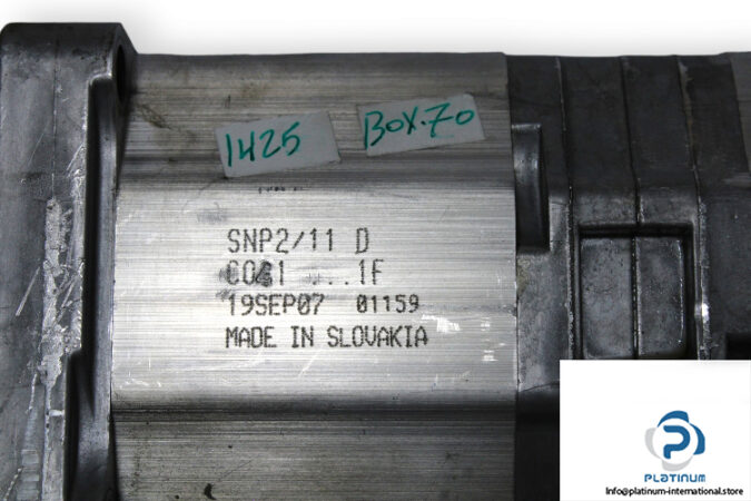 SNP2_11D-CO41...1F+SNP2_11D-FR03...F-gear-pump-(used)-2