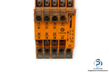 Schleicher-SSP-56-15314843-122-118-control-relay-(used)-1