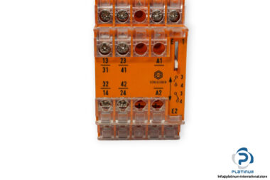 Schleicher-SSP64-safety-relay-(used)-1