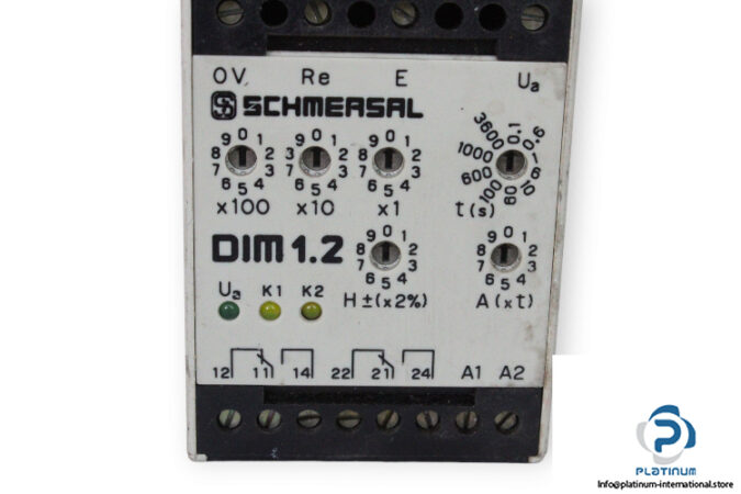Schmersal-DIM-1.2_24-VDC_AC-motion-control-monitor-(used)-1
