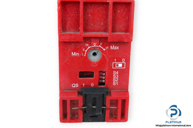 Schmersal-SRB-NA-R-C.21-24V-safety-relay-(used)-3