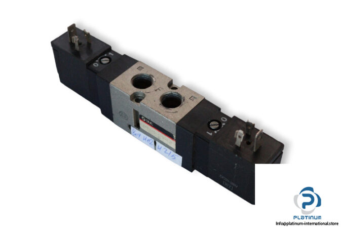 Smc-EVF3230-5VB-02F-double-solenoid-valve-(used)