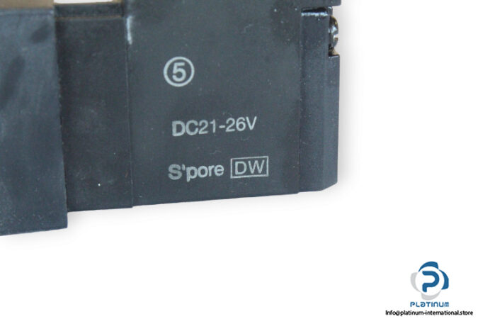 Smc-EVF3233-5YOB-02F-double-solenoid-valve-(used)-1