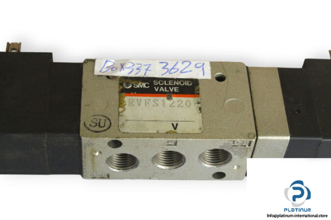 Smc-EVFS1220-double-solenoid-valve-(used)-2